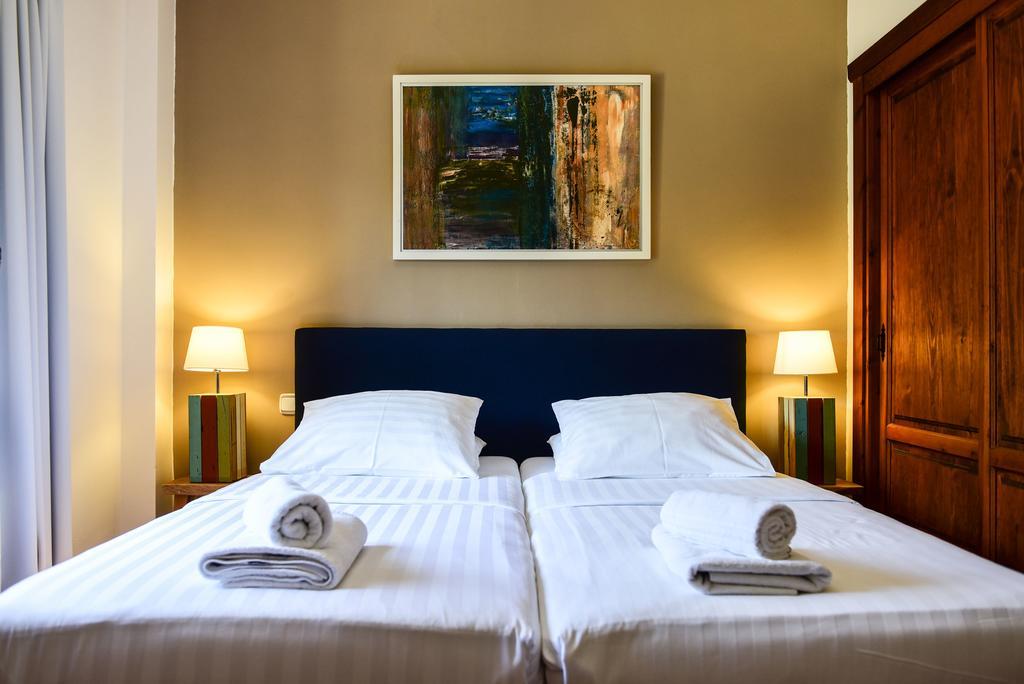 La Perla De Frigiliana Bed & Breakfast Deluxe Eksteriør billede