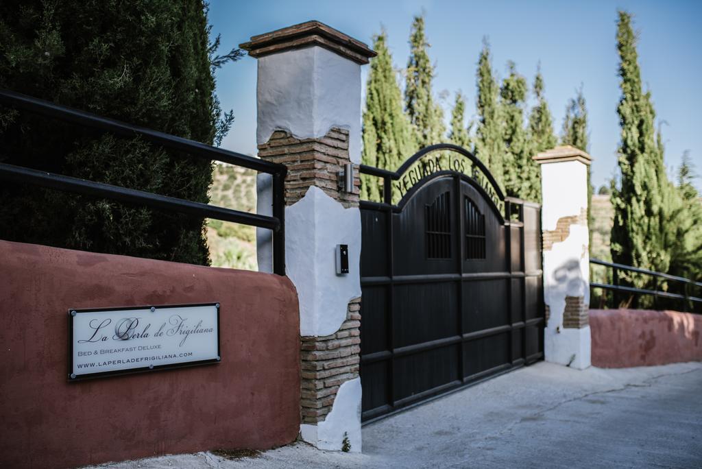 La Perla De Frigiliana Bed & Breakfast Deluxe Eksteriør billede