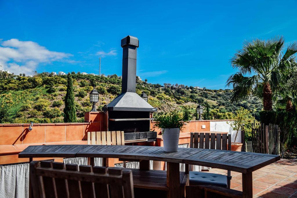 La Perla De Frigiliana Bed & Breakfast Deluxe Eksteriør billede