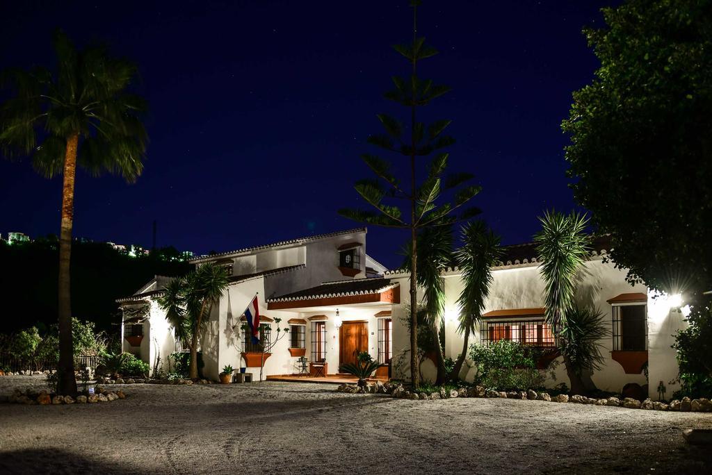 La Perla De Frigiliana Bed & Breakfast Deluxe Eksteriør billede